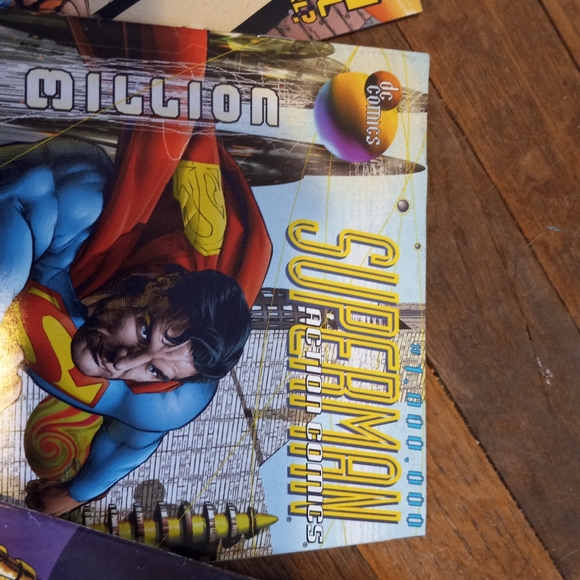 Comics - Picture 3 of 5